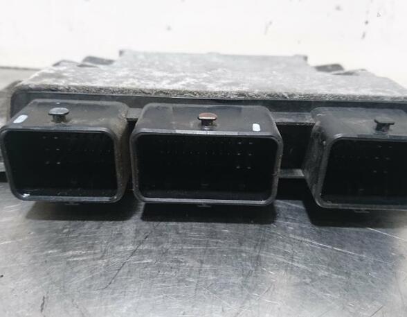 Control unit for engine RENAULT TWINGO II (CN0_)