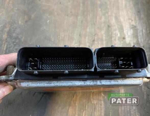 Control unit for engine VW GOLF IV (1J1)