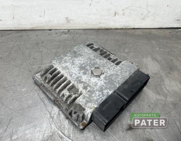 Control unit for engine SKODA OCTAVIA II Combi (1Z5)