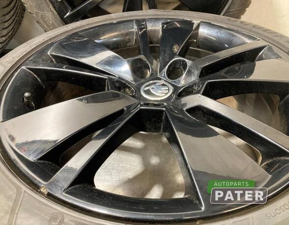 Alloy Wheels Set SKODA SUPERB III Estate (3V5)