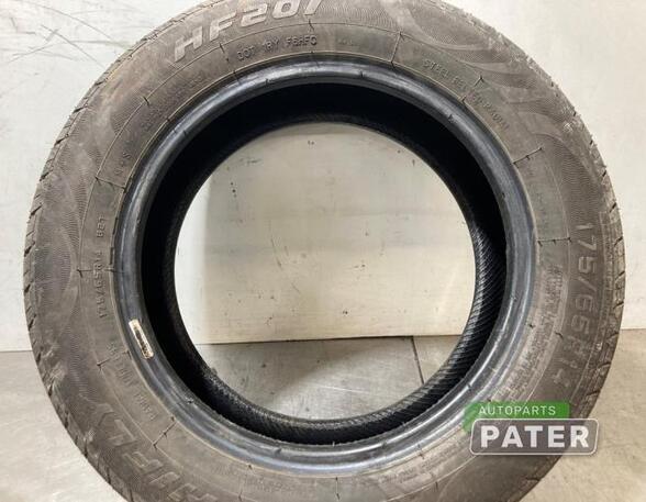 Tire NISSAN MICRA III (K12)