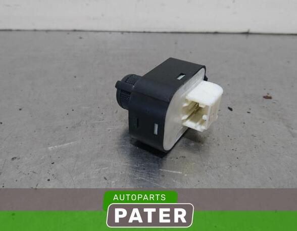 Mirror adjuster switch AUDI A3 Sportback (8VA, 8VF), AUDI A6 Allroad (4GH, 4GJ, C7)