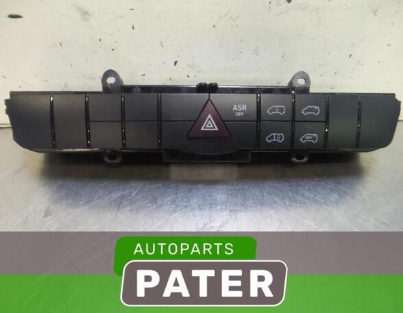 Switch MERCEDES-BENZ VITO Mixto (Double Cabin) (W447)