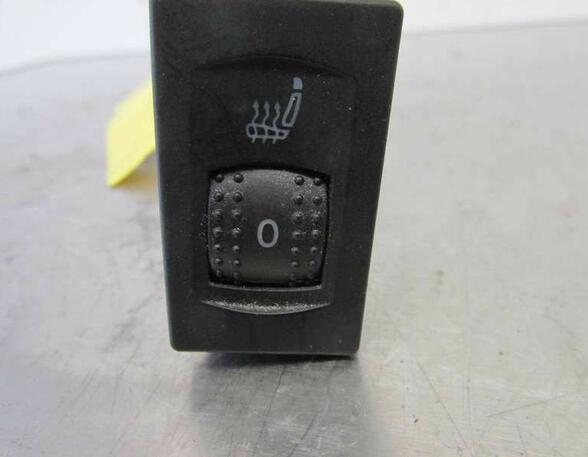 Seat Heater Switch VW Passat Variant (3B6)