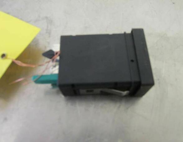 Seat Heater Switch VW Passat Variant (3B6)