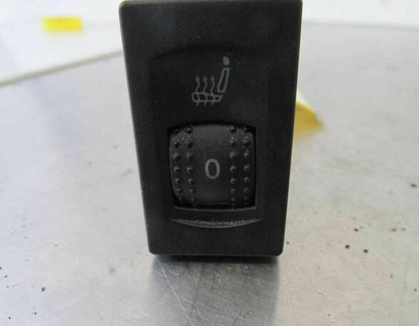 Seat Heater Switch VW Passat Variant (3B6)