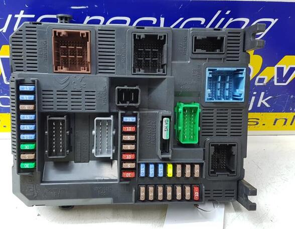 Fuse Box PEUGEOT 308 SW II (LC_, LJ_, LR_, LX_, L4_)