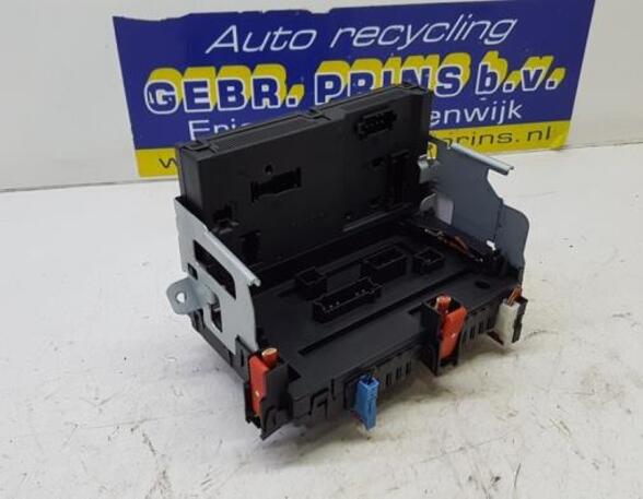 Fuse Box MERCEDES-BENZ S-CLASS (W221)