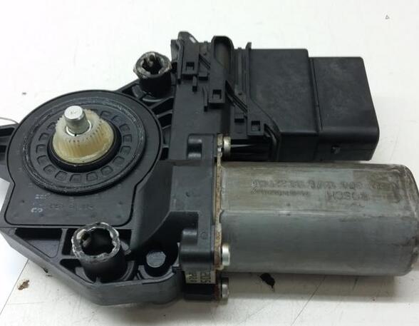 Electric Window Lift Motor VW GOLF PLUS (5M1, 521)