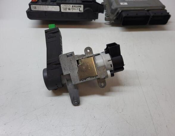 Control unit VOLVO XC90 I (275)