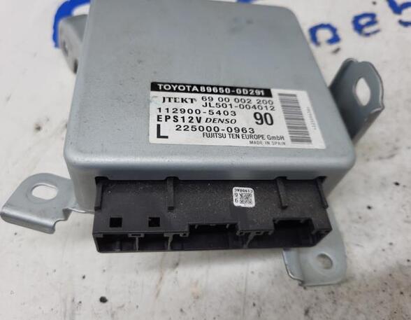 Control unit TOYOTA YARIS (_P13_)