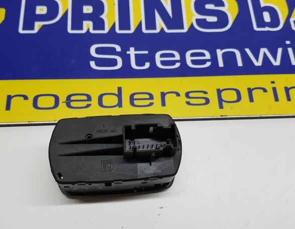 Switch for window winder OPEL Corsa D (S07)