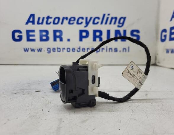 Switch for window winder MERCEDES-BENZ C-CLASS (W203)