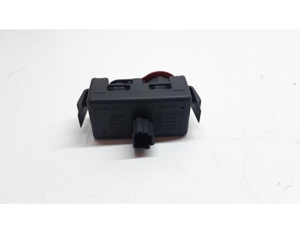 Switch for hazard light RENAULT Clio III (BR0/1, CR0/1), RENAULT Clio IV (BH)