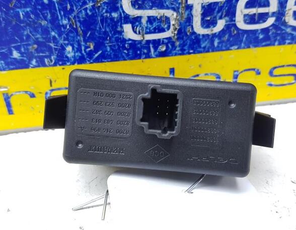 Switch for hazard light RENAULT Twingo II (CN0)