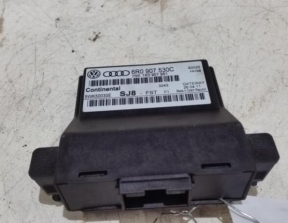 Control unit for door drawing support SEAT Ibiza IV (6J5, 6P1), SEAT Ibiza IV Sportcoupe (6J1, 6P5)