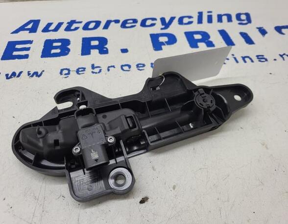 
Türgriff links vorne Tesla Model Y 5YJY 152811400D P19964357
