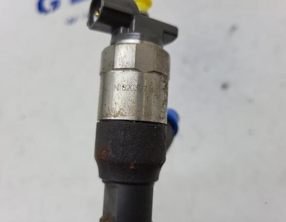 Injector Nozzle OPEL Astra J Caravan (--)