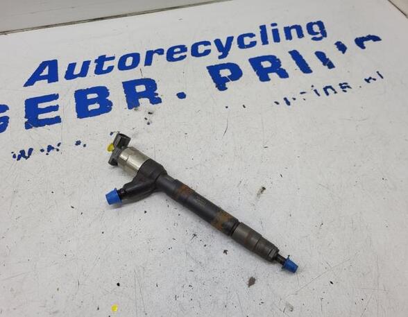 Injector Nozzle OPEL Astra J Caravan (--)