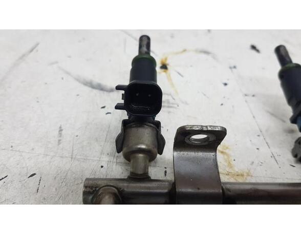 Injector Nozzle OPEL ASTRA J (P10)