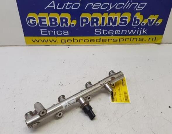 Petrol Fuel Rail MERCEDES-BENZ B-Klasse (W247)