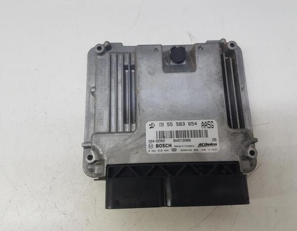 Control unit for engine OPEL Astra J Caravan (--)