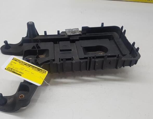 Batterieaufnahme VW Caddy III Kasten 2KA 1K0915333 P12065043