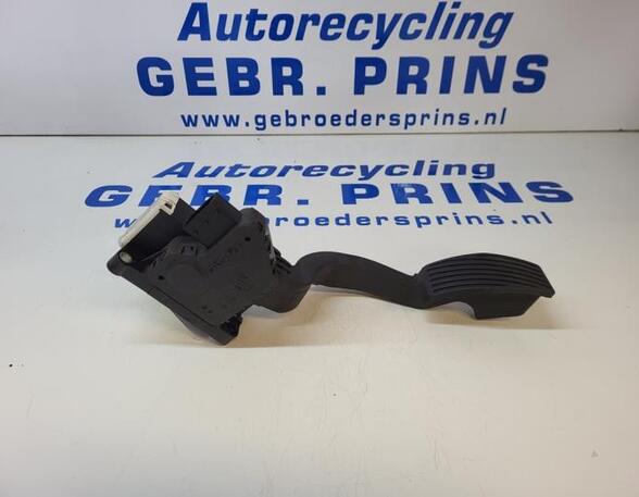 Accelerator pedal OPEL Corsa E (--)