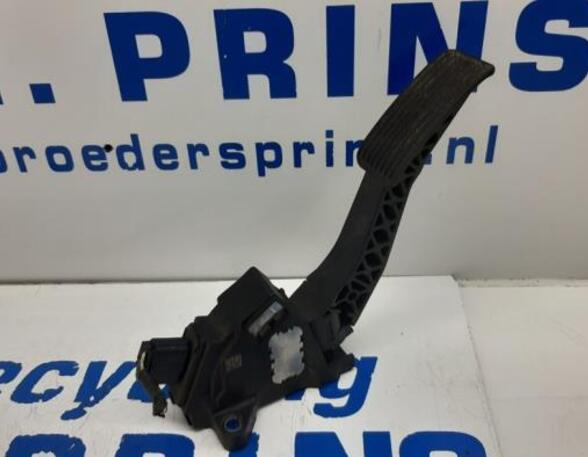 Accelerator pedal TOYOTA Aygo (KGB1, WNB1)