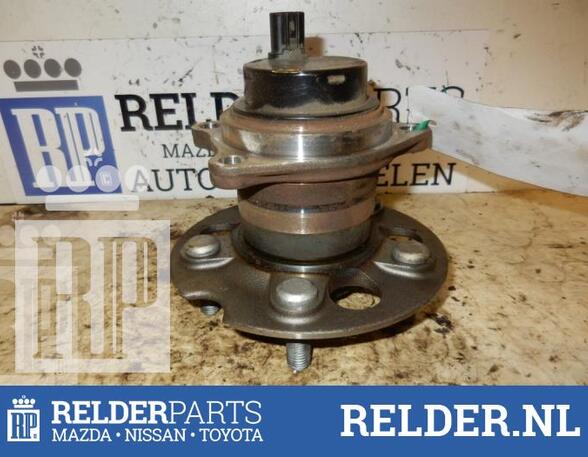 Wheel Hub TOYOTA RAV 4 III (_A3_)