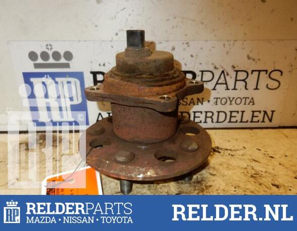 Wheel Hub TOYOTA PREVIA (_R3_)