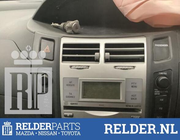 
Radio CD Spieler von einem Toyota Yaris (Yaris 2 06-)
