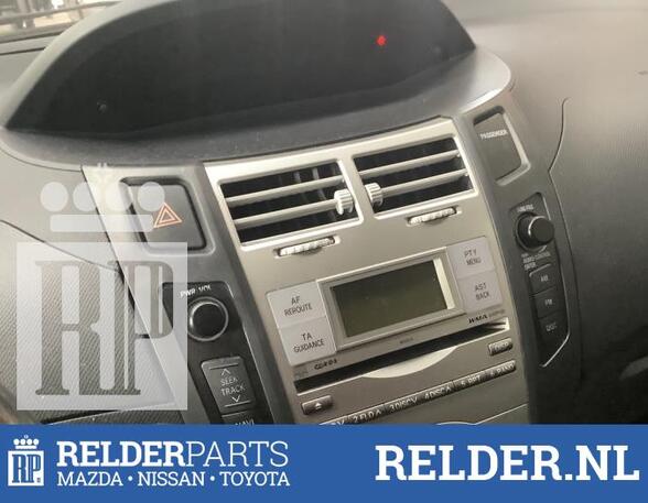 
Radio CD Spieler von einem Toyota Yaris (Yaris 2 06-)
