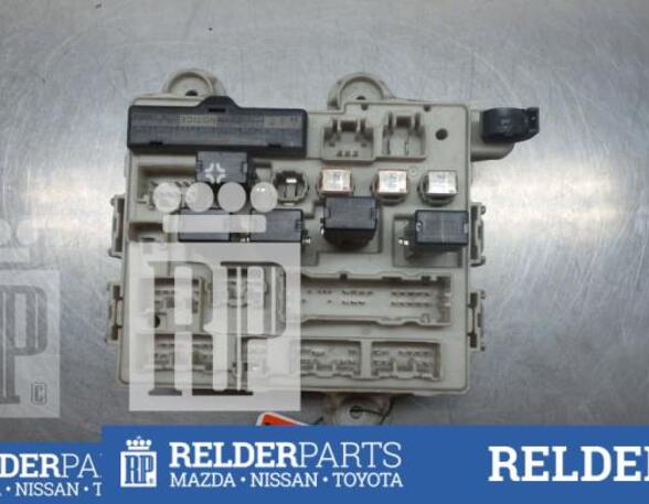 Fuse Box TOYOTA PREVIA (_R3_)