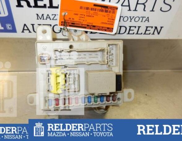 Fuse Box TOYOTA PREVIA (_R3_)