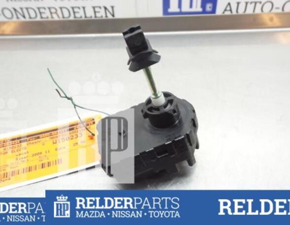 Stellmotor Scheinwerfer rechts Nissan Pixo   P5688154