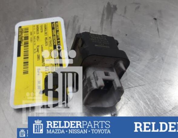 Glow Plug Relay Preheating TOYOTA AVENSIS VERSO (_M2_)