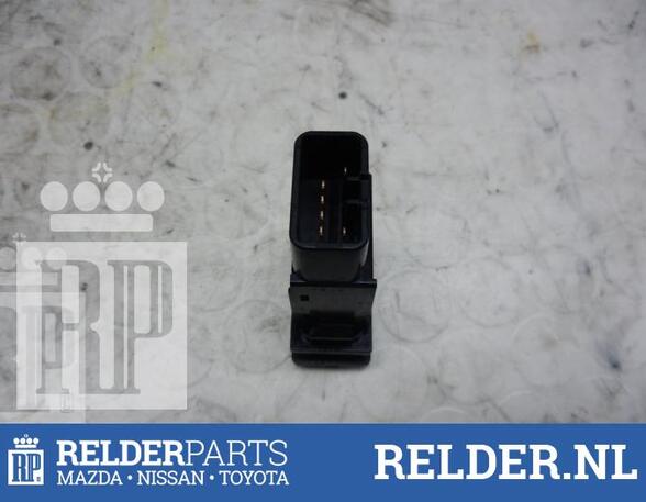 Schalter für Warnblinker Toyota Avensis Kombi T25  P5671599