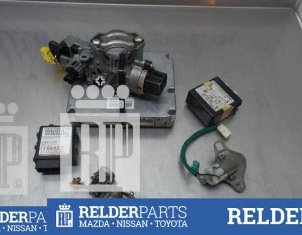 Steuergerät Motor Mazda Premacy CP RF4W18881C P5696797