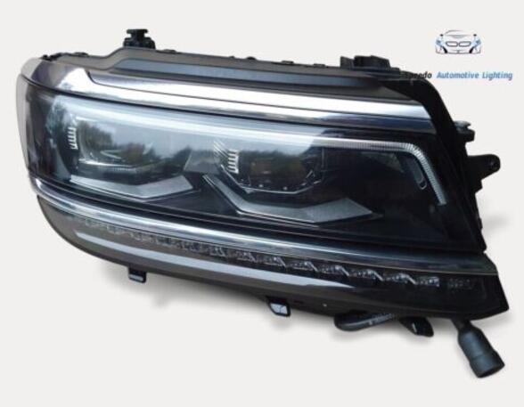 Headlights VW 1500,1600 (31) 5NN941082