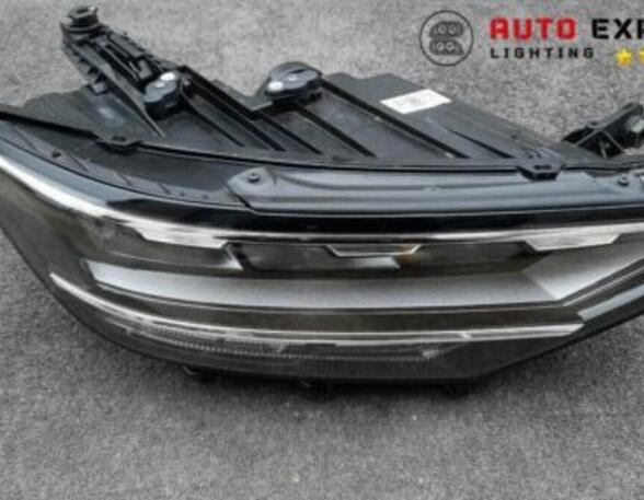 Headlights VW 1500,1600 (31) 3G1941035G 