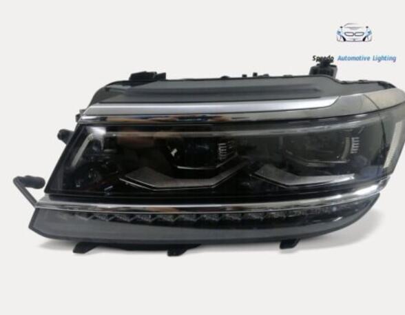 Headlights VW 1500,1600 (31) 5NB941081A 