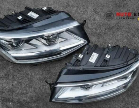 Headlights VW 1500,1600 (31) 7E1941035 - 7E1941036