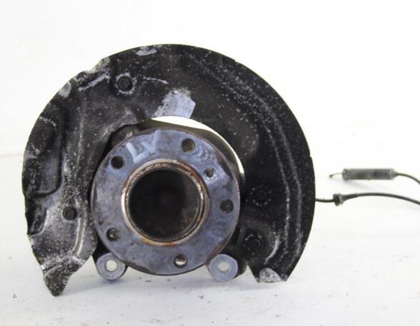 Achsschenkel links vorne BMW 1er E87  P6153462