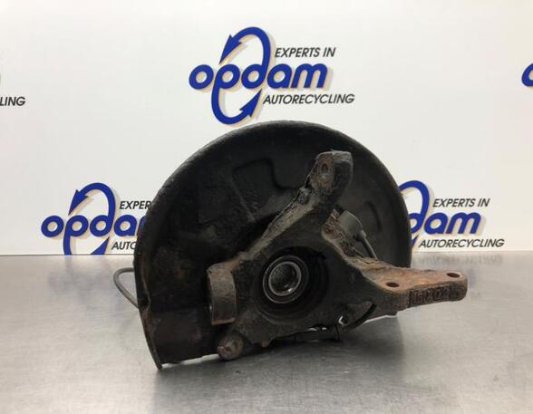 Stub Axle VOLVO V40 Estate (645)