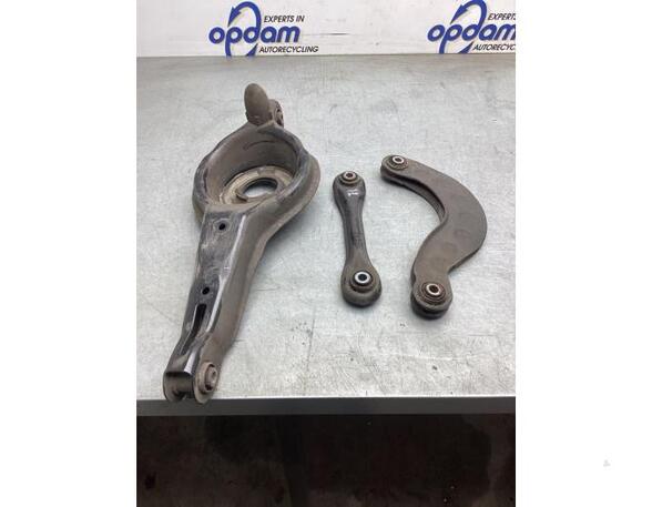 Track Control Arm VOLVO V40 Hatchback (525, 526), VOLVO V40 Cross Country (526)