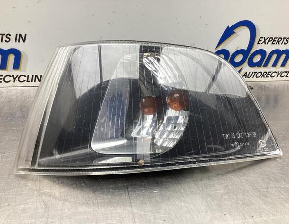 Direction Indicator Lamp VOLVO V40 Estate (645)