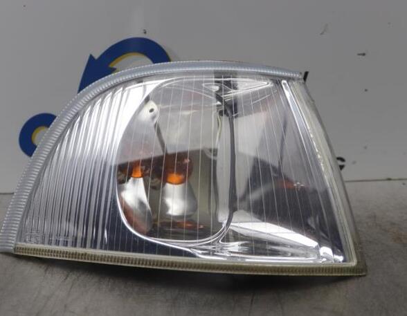 Direction Indicator Lamp VOLVO V40 Estate (645)