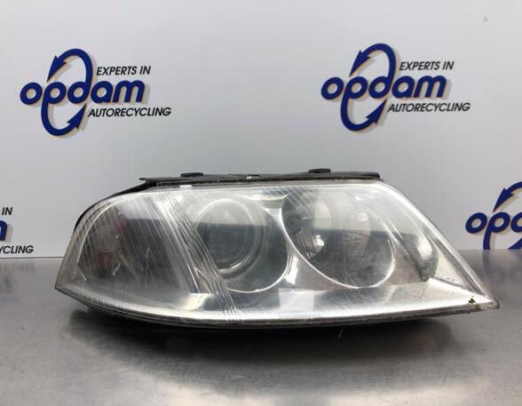 Koplamp VW PASSAT Variant (3B6)