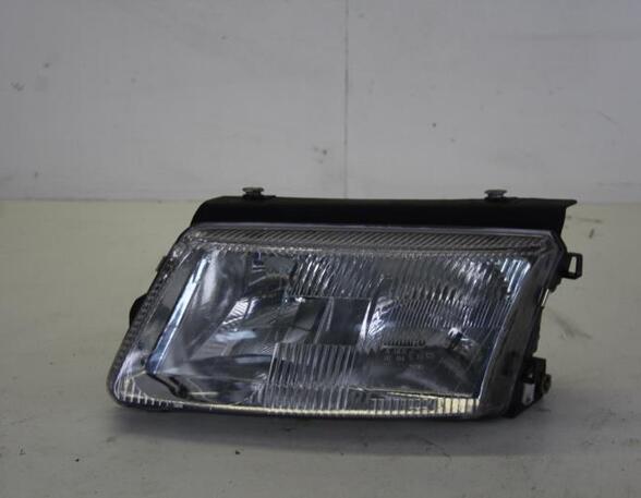 Headlight VW PASSAT (3B2)